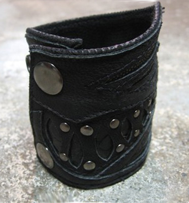 Jungle Tribe: Vulture Viper Cuff