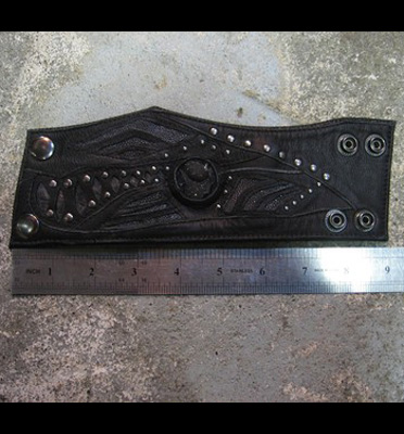 Jungle Tribe: Vulture Viper Cuff