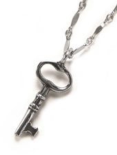 Rock Love Wee Victorian Skeleton Key Necklace - 18