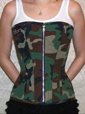 20 Emmanuelle Camo