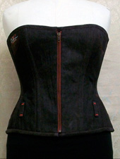 32 Emmanuelle Black Denim