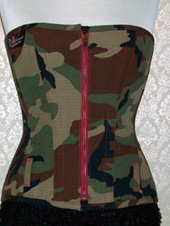 24 Emmanuelle Camo