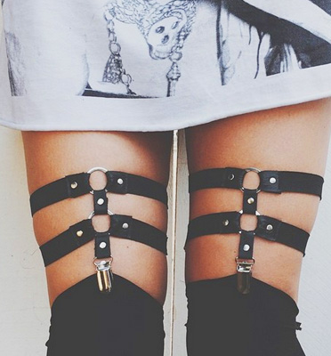 Jakimac Peek-A-Boo Elastic Garter Set : Delicious Boutique display picture 1