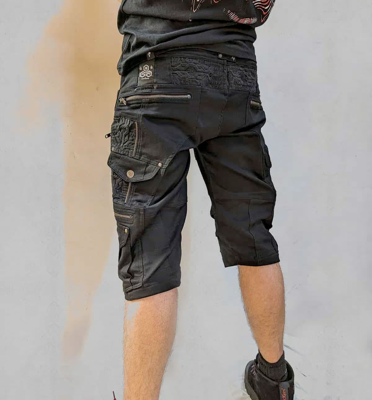 Shop Theta Zee Quarter Pants