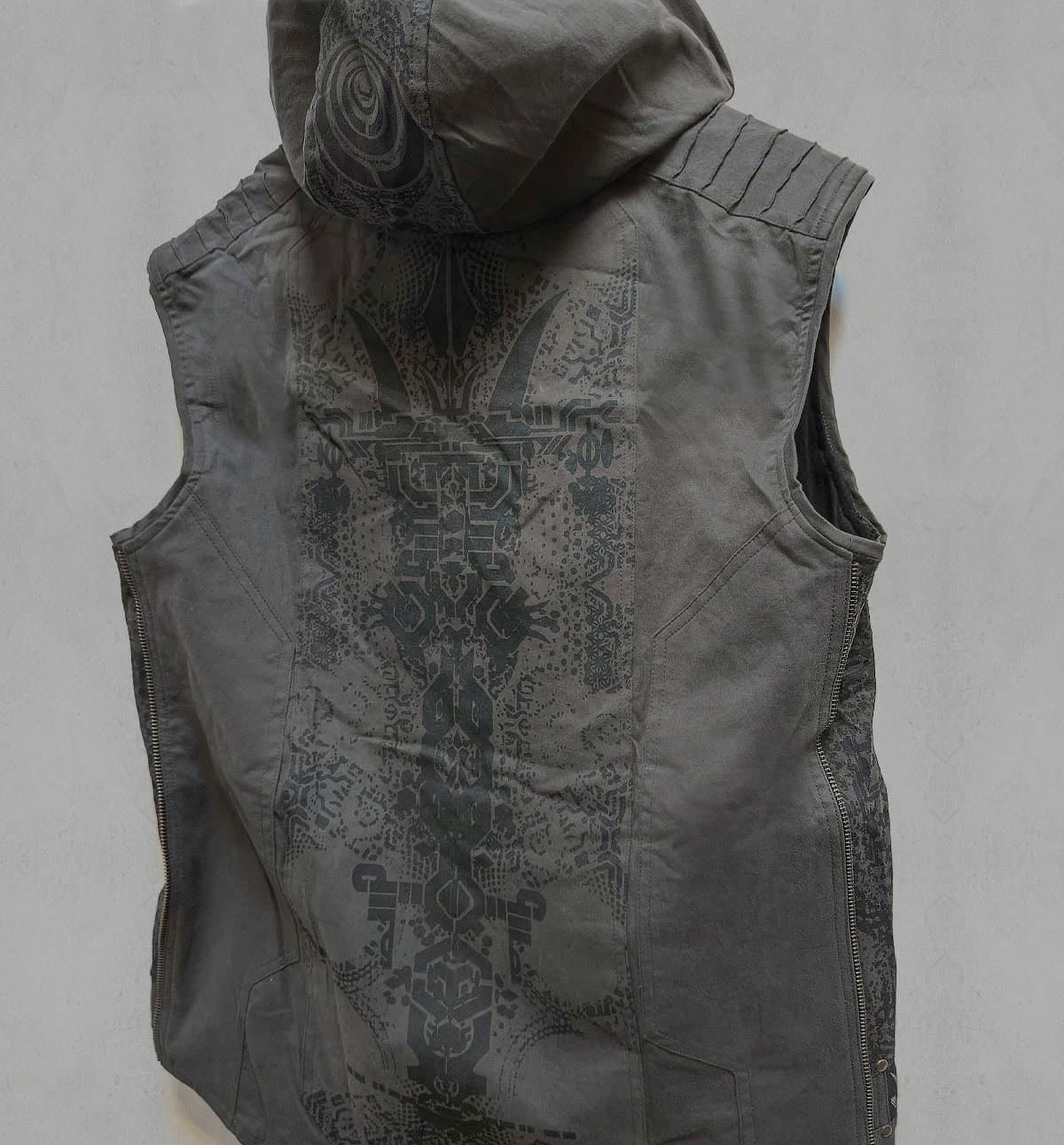 Shop Fraktal Spot Vest