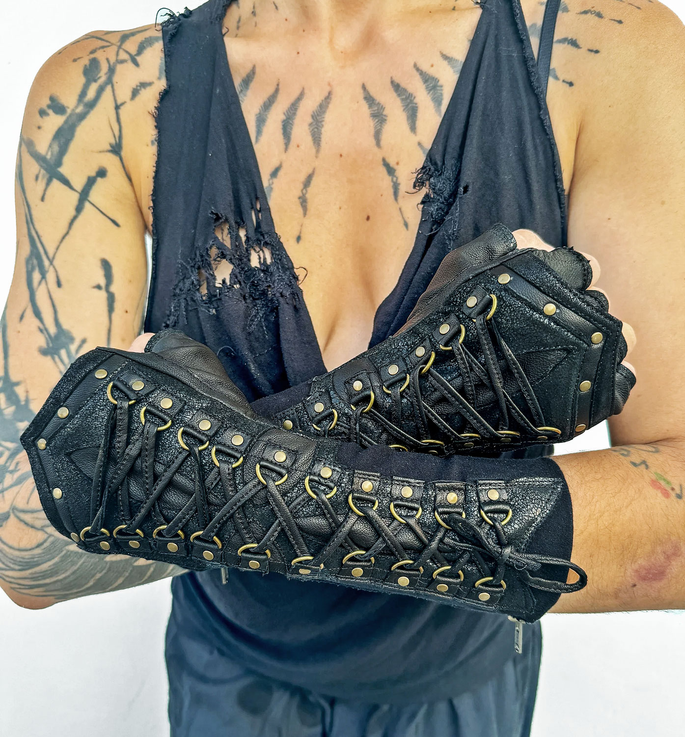 Wander Wild Gloves