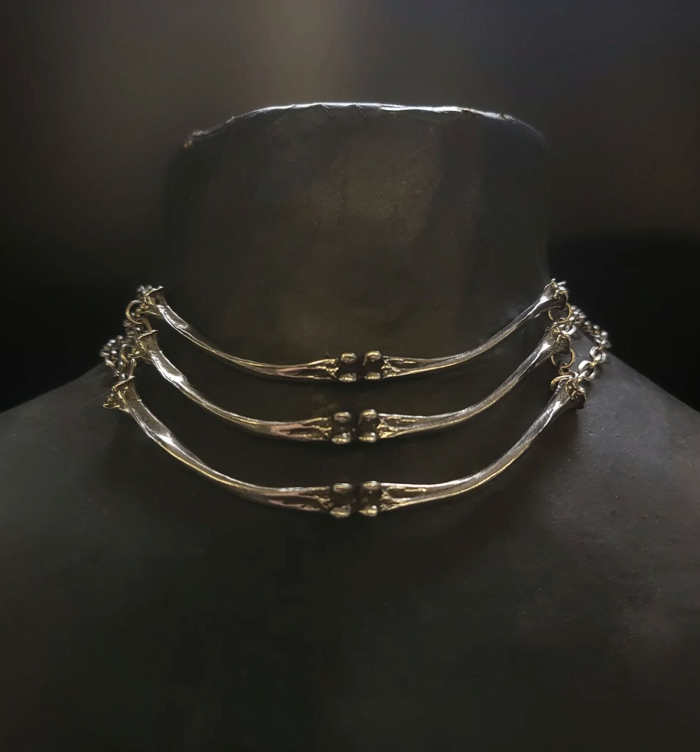 Triple Bone Choker